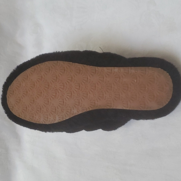Ugg Women's  Fluff  Yeah Slide Slippers Genuine  Shearling - Picture 6 of 7